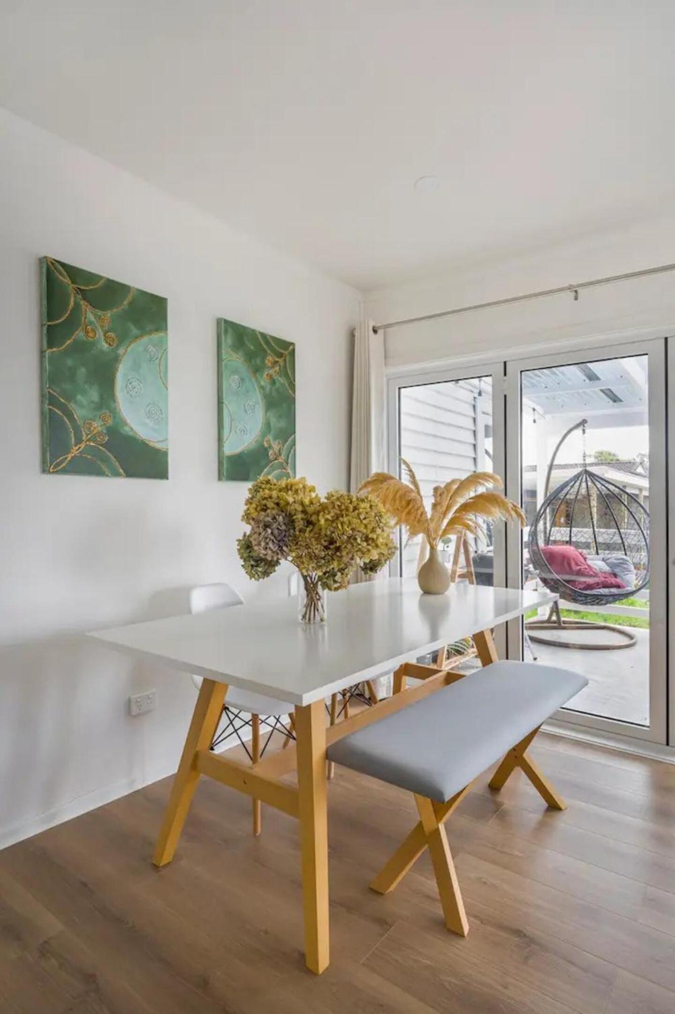 Bright & Comfy Stay In Newly Renovated Home With Parking Auckland Exterior foto